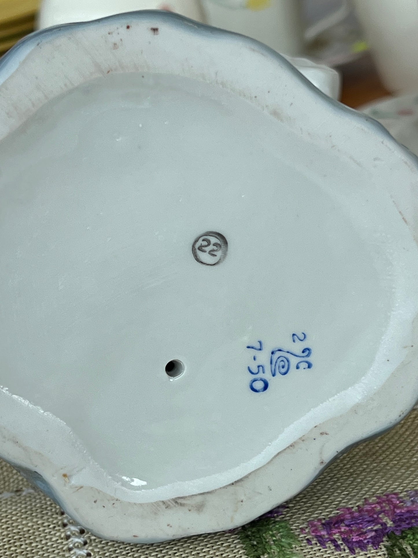 Dekoratyvinė SSRS statulėlė