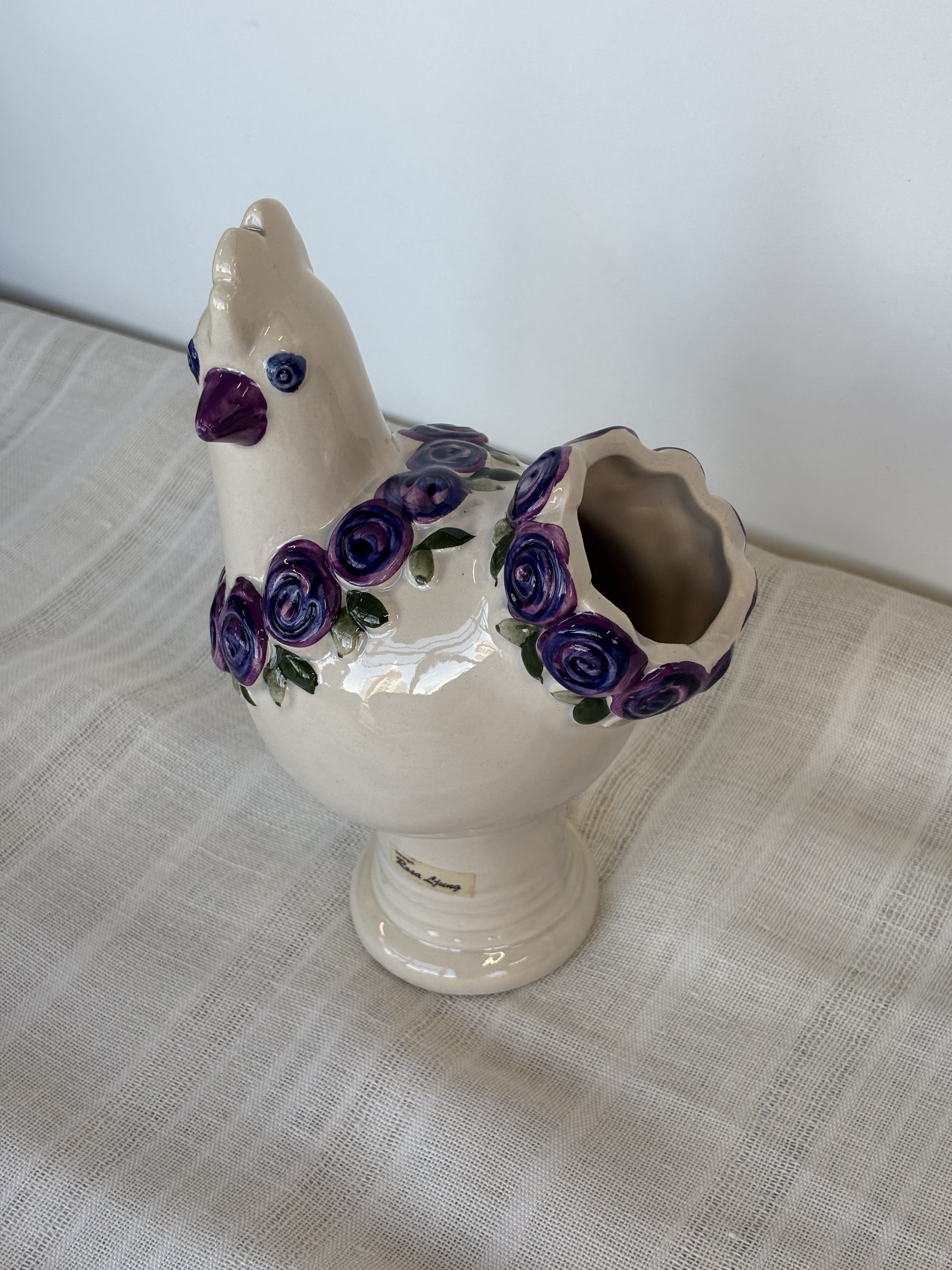 Rosa Ljung kurta statulėlė