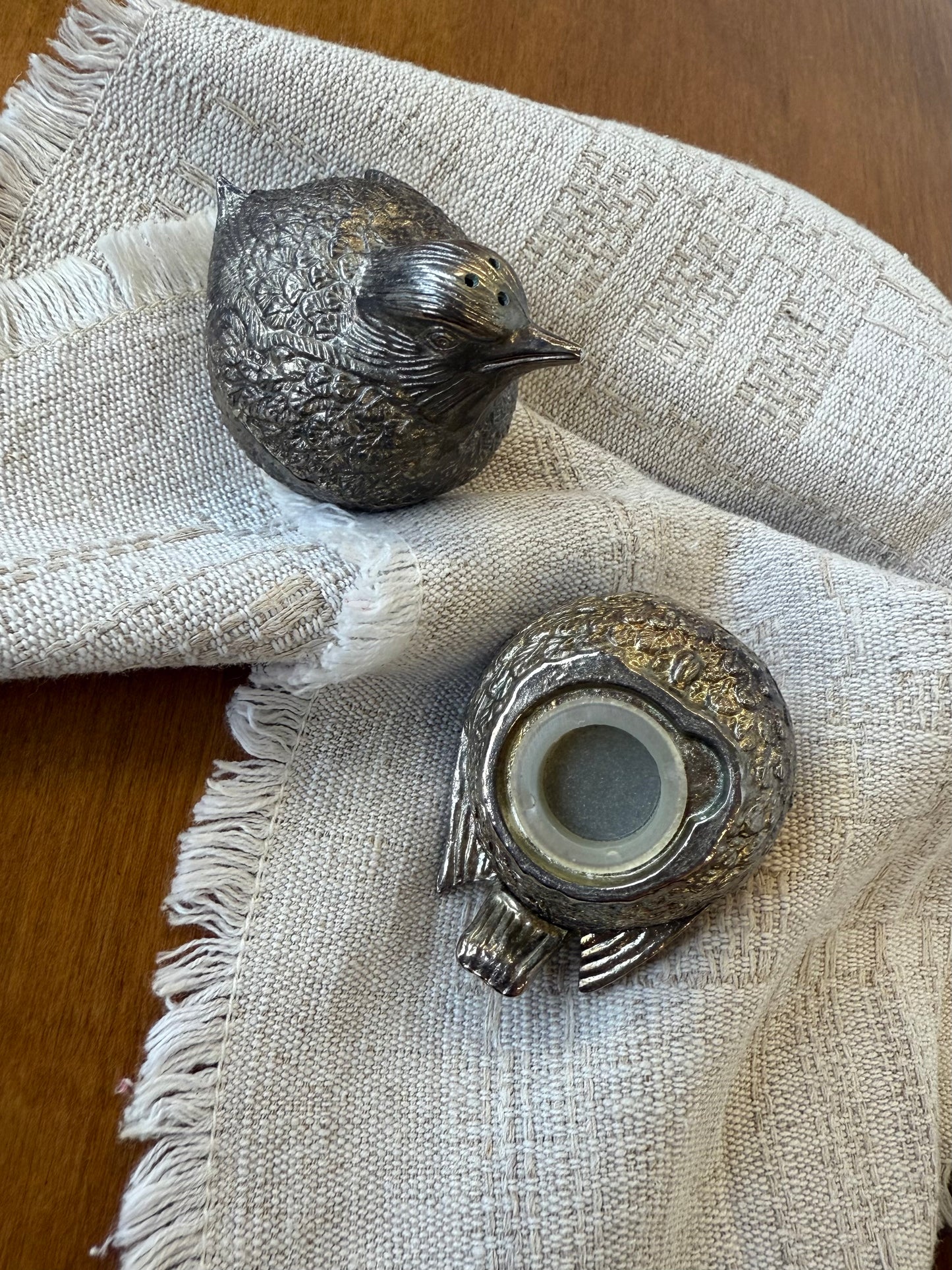 Druskinė ir pipirinė, paukščių forma