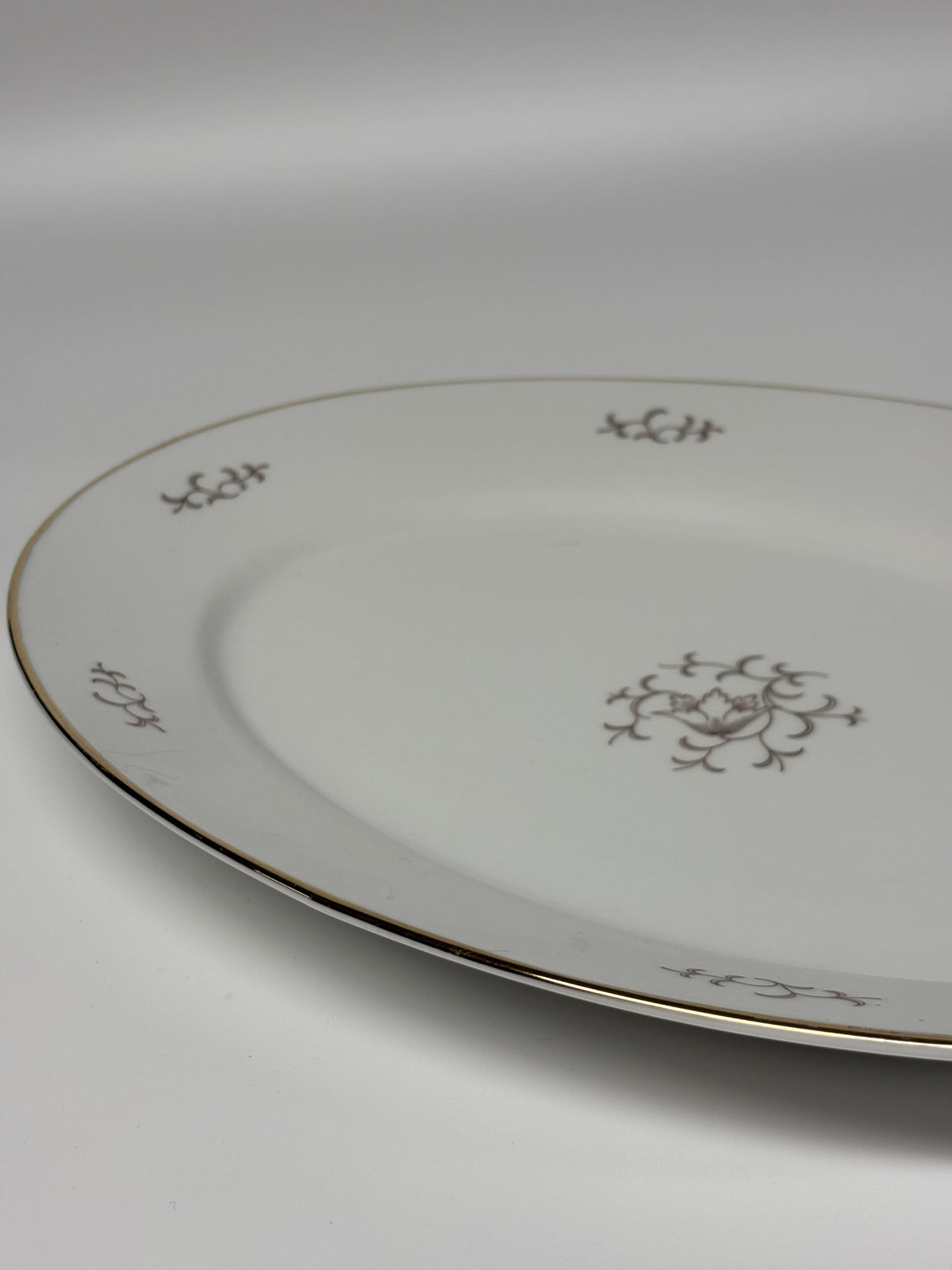 Vintažinis Art Deco stiliaus porcelianinė didelė lėkštė