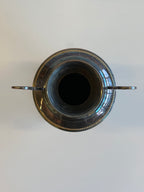 Metalinė vintažinė vaza