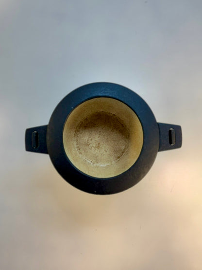 Fondiu ketaus puodas