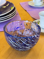 Stiklinis mėlynas dubenėlis