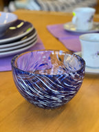 Stiklinis mėlynas dubenėlis