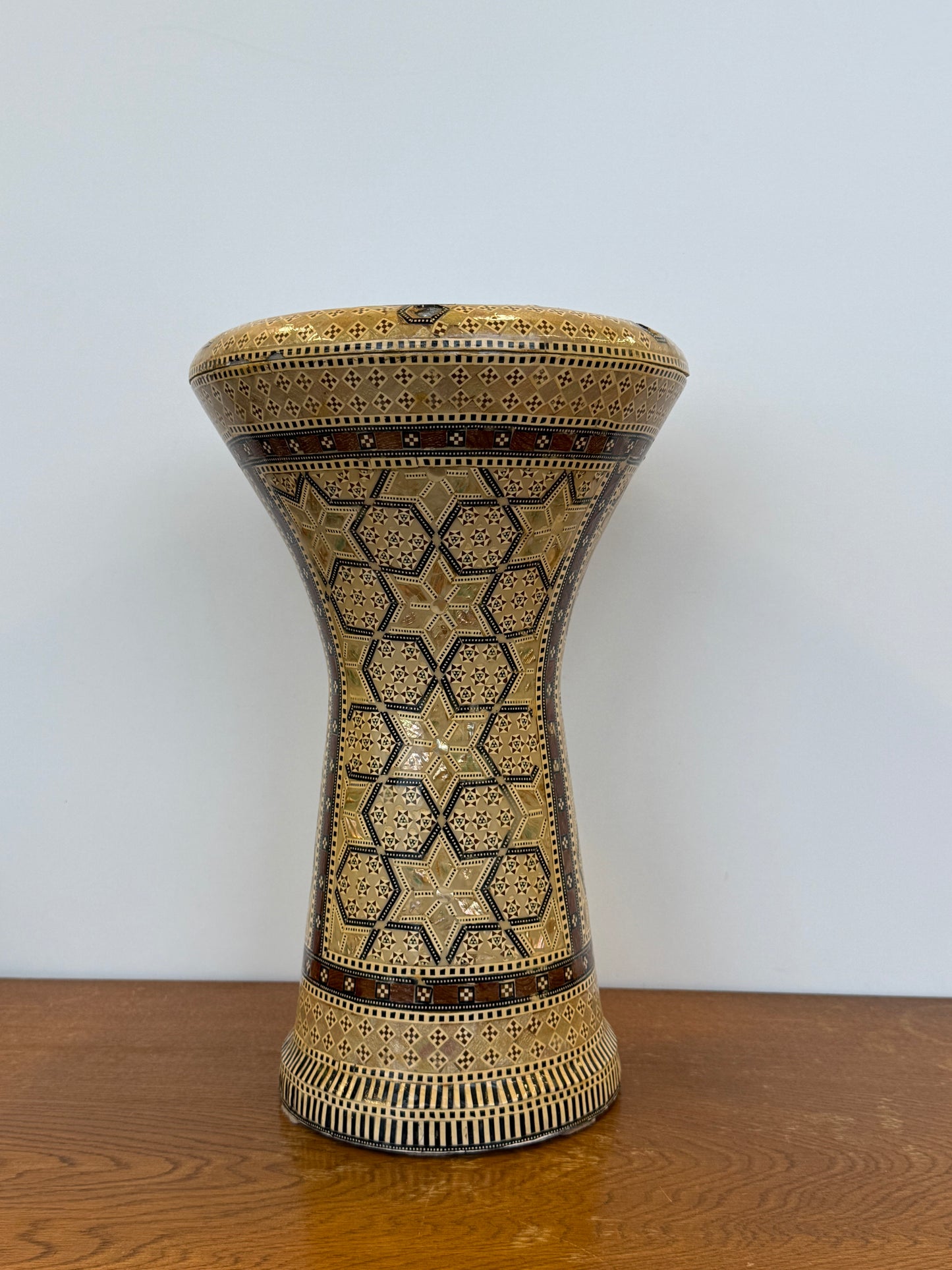 Egiptietiškas būgnas Darbuka