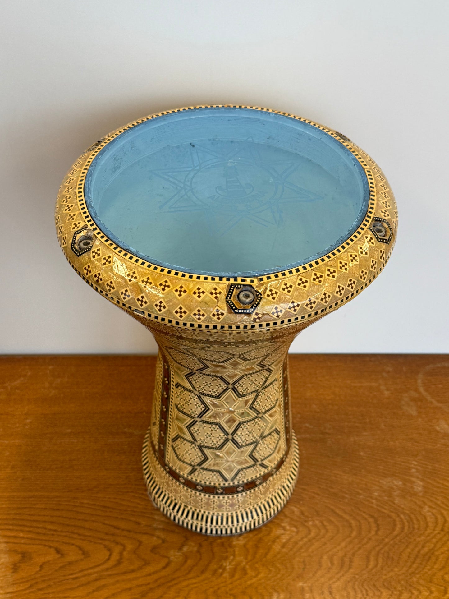 Egiptietiškas būgnas Darbuka