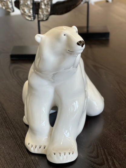 Lomonosov baltasis lokys