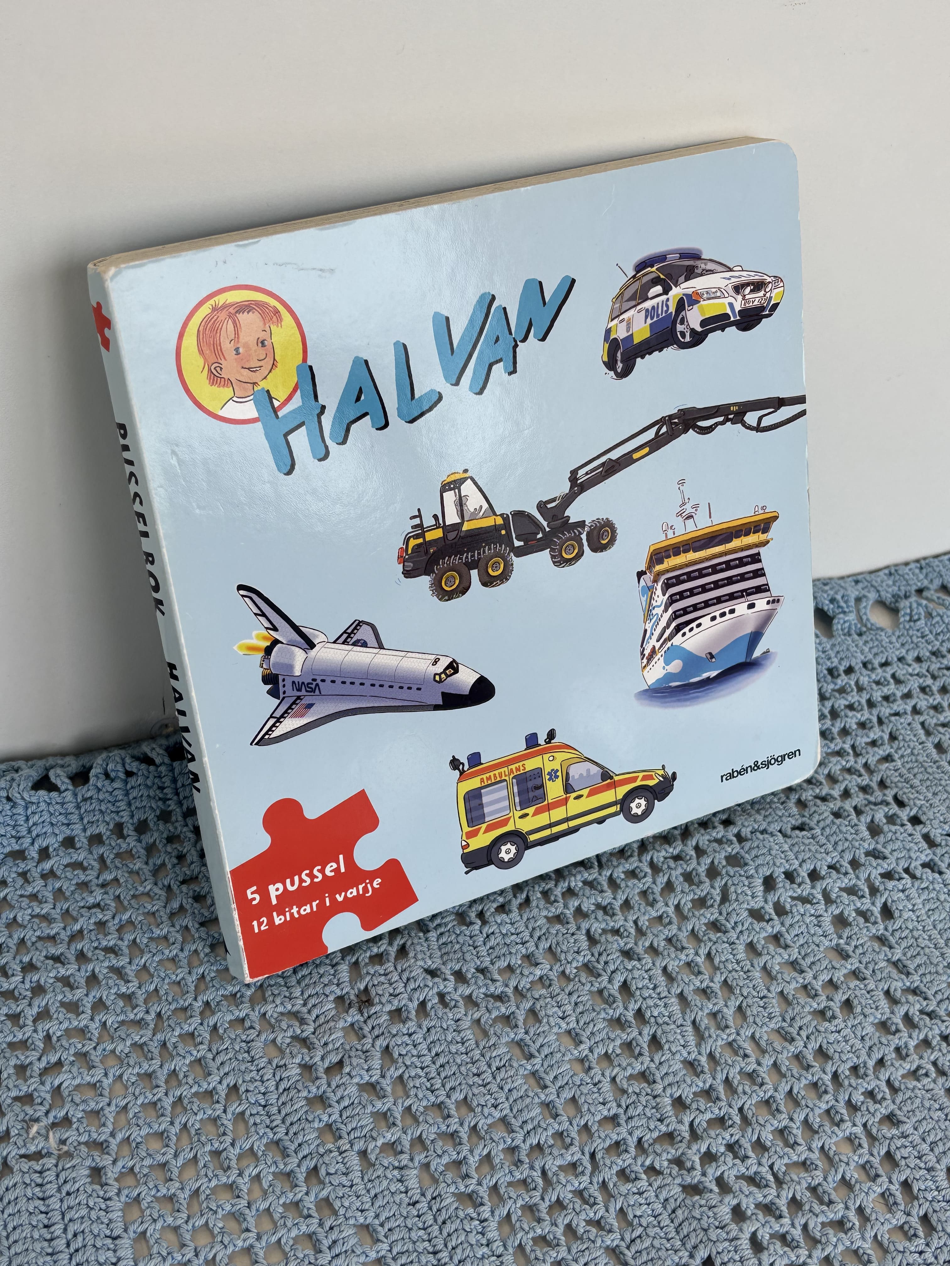 Halvano dėlionės: 5 dėlionės po 12 detalių