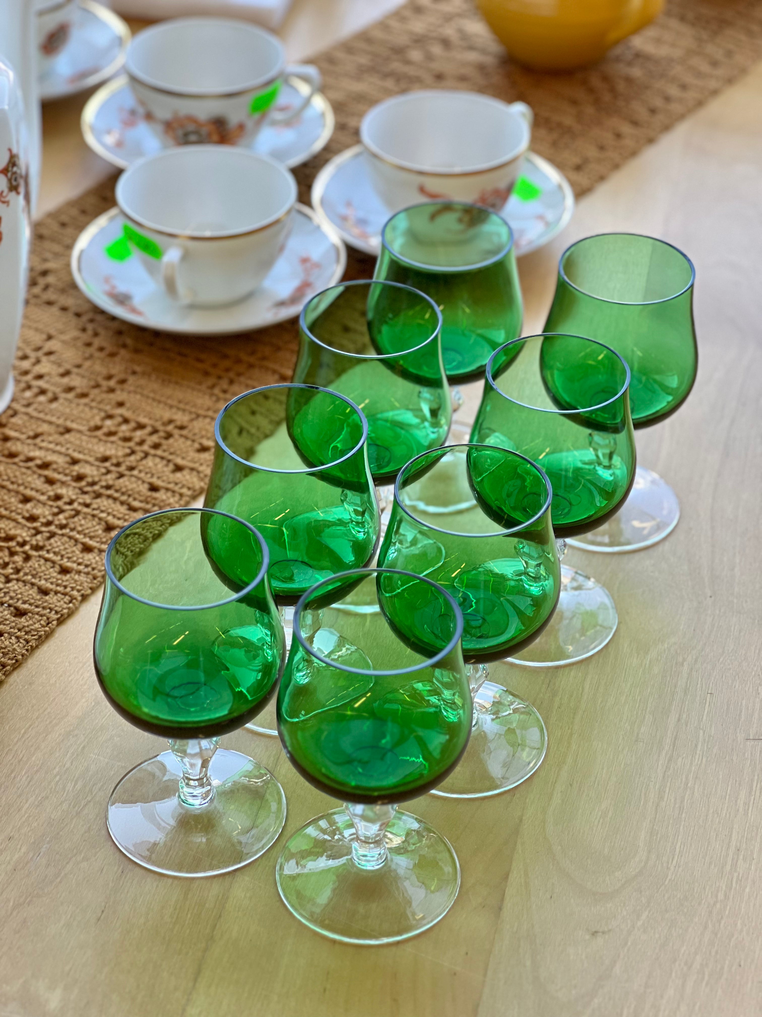 Žalios taurės vynui | Draugas draugui