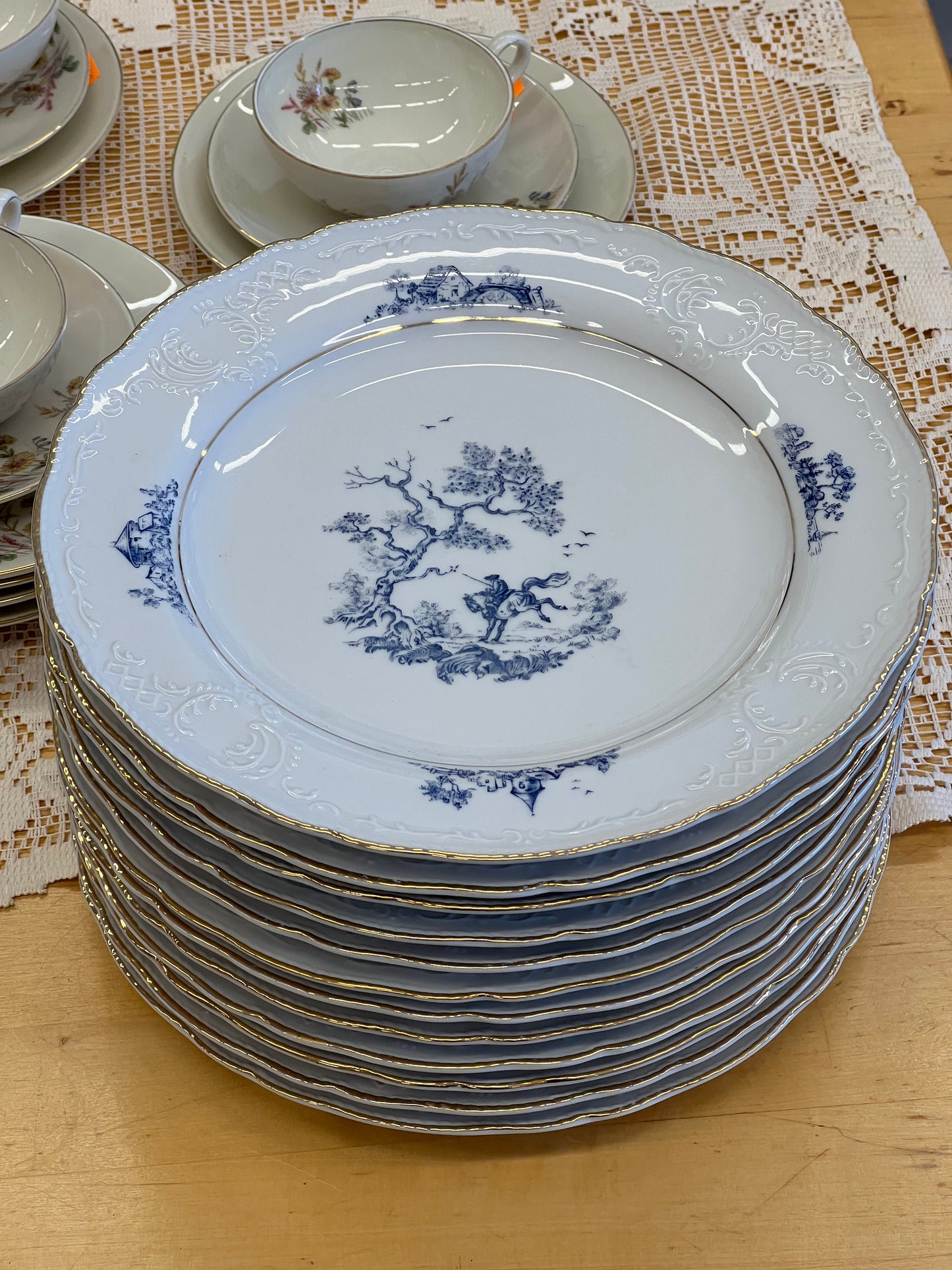Porcelianinė lėkštė