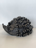 Rankų darbo metalo statulėlė „Ežiukas“