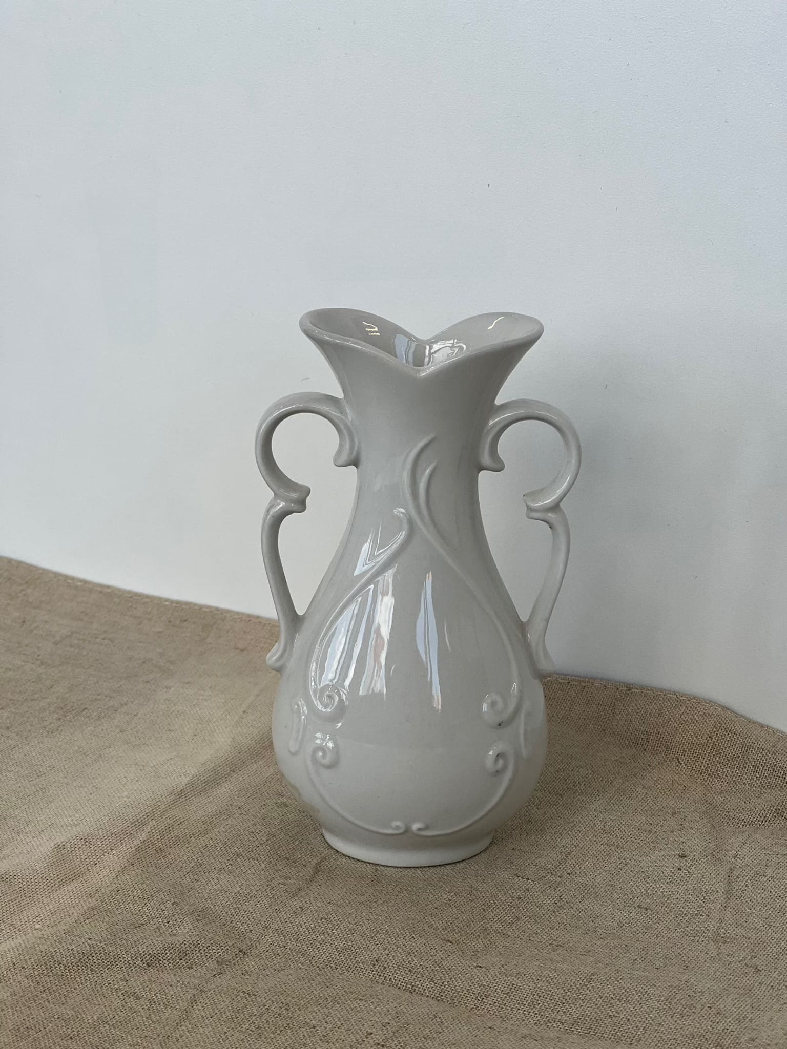 Rosa Ljung antikvarinė vazelė