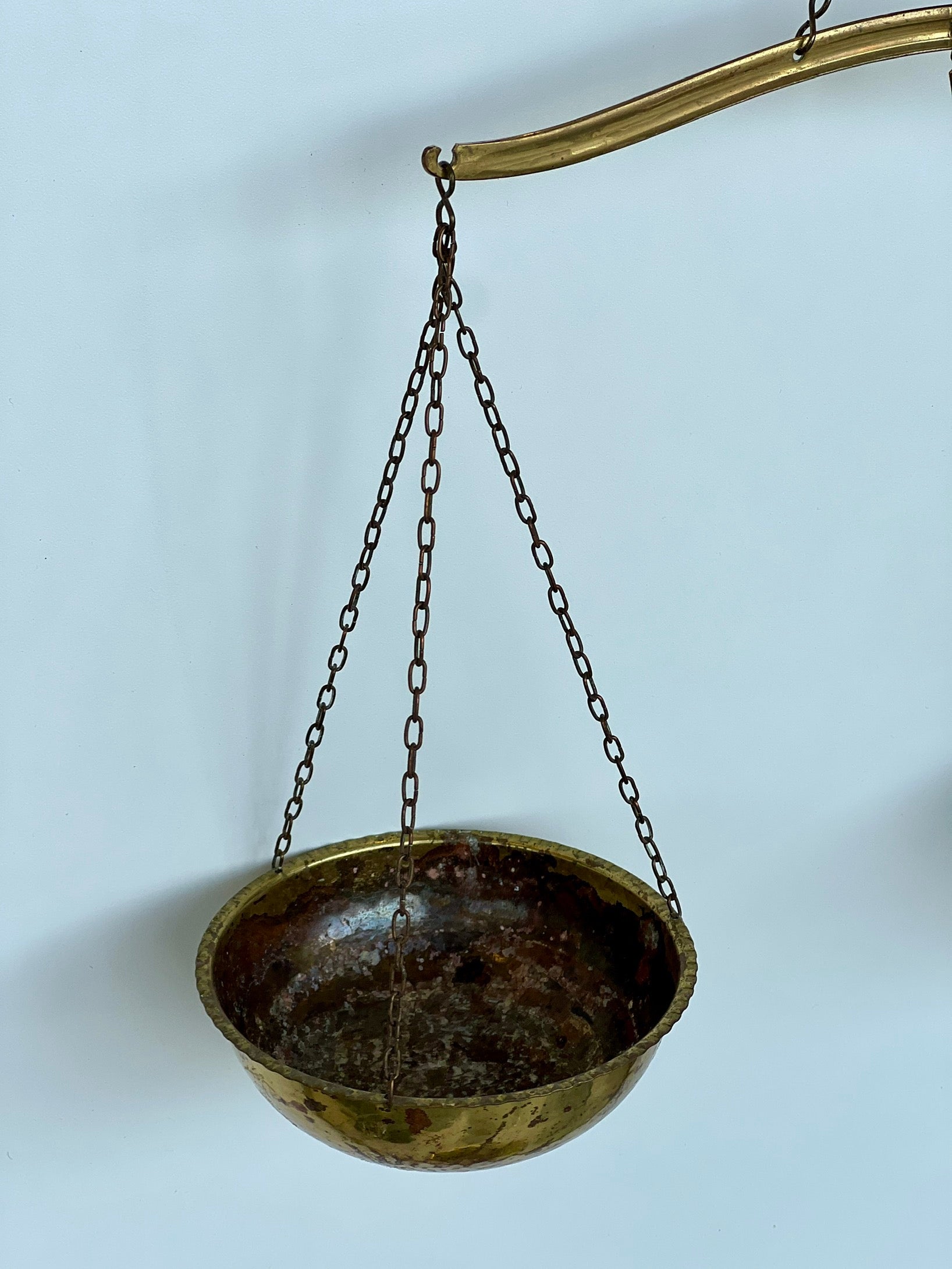 Žalvarinės svarstyklės