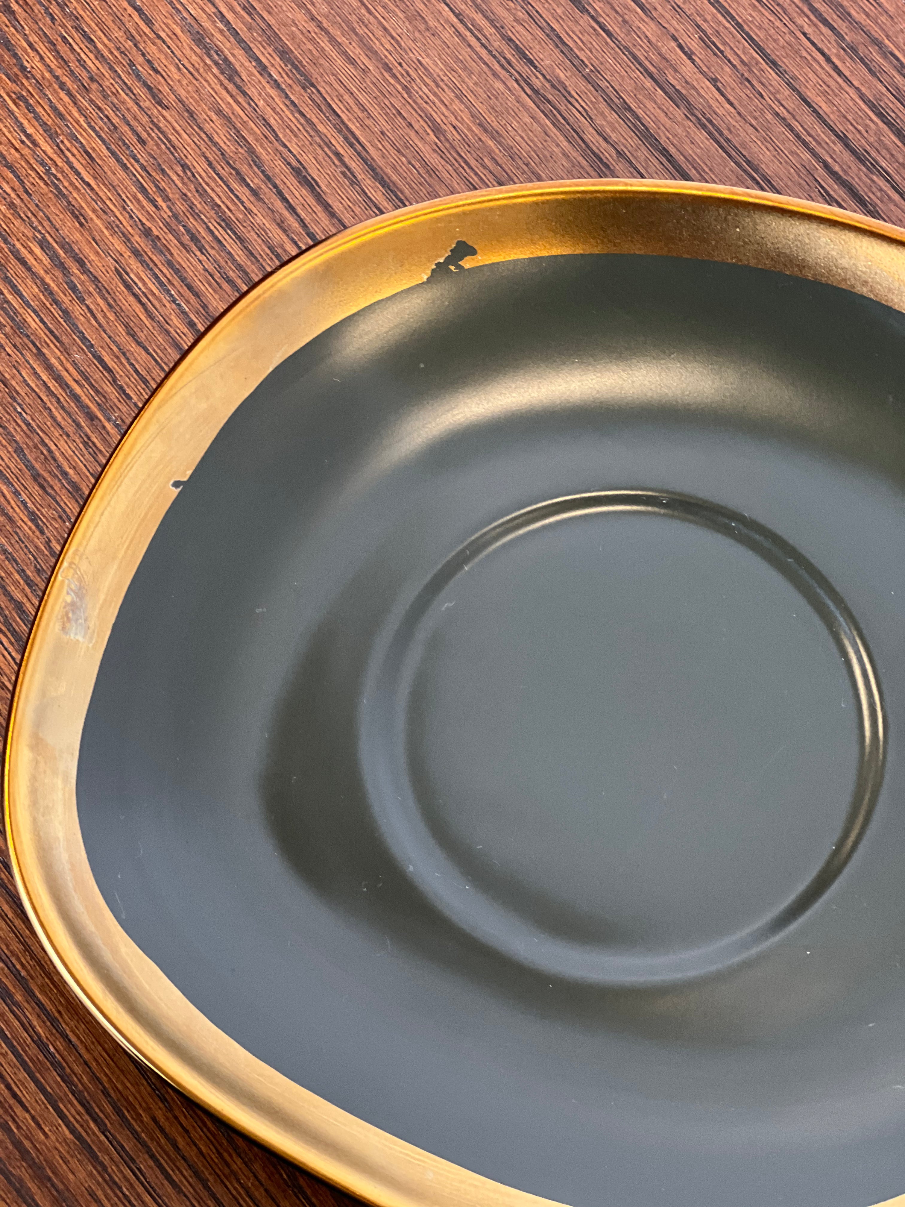 KARE "Vibrations" kavos puodelis su lėkštute