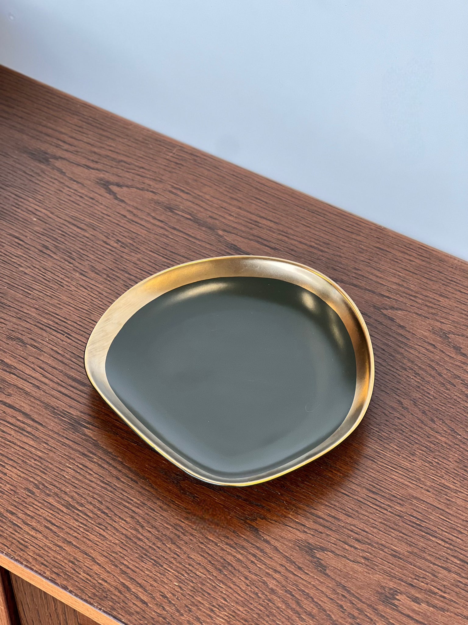 Desertinė lėkštutė 22cm "KARE"