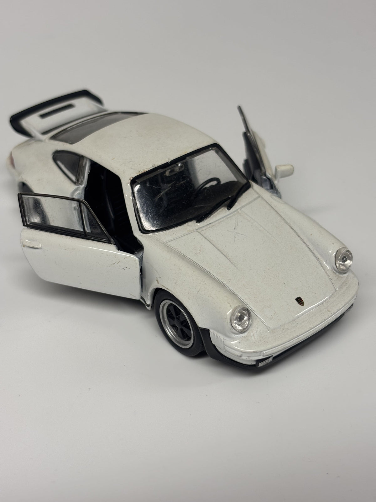 Kolekcinis modeliukas Porsche 911 (930) Turbo 3.0