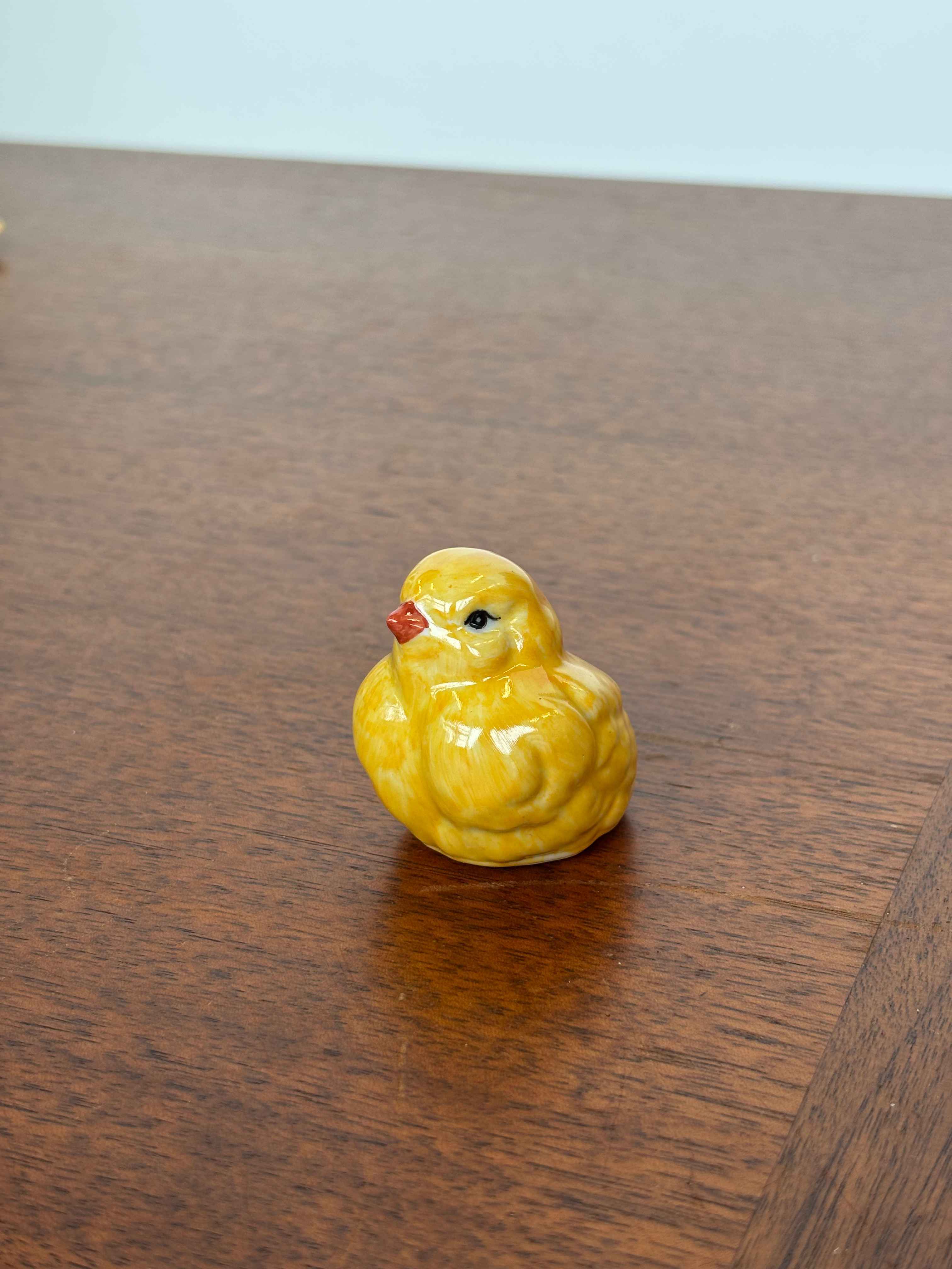 Vištelės mini figūrėlė