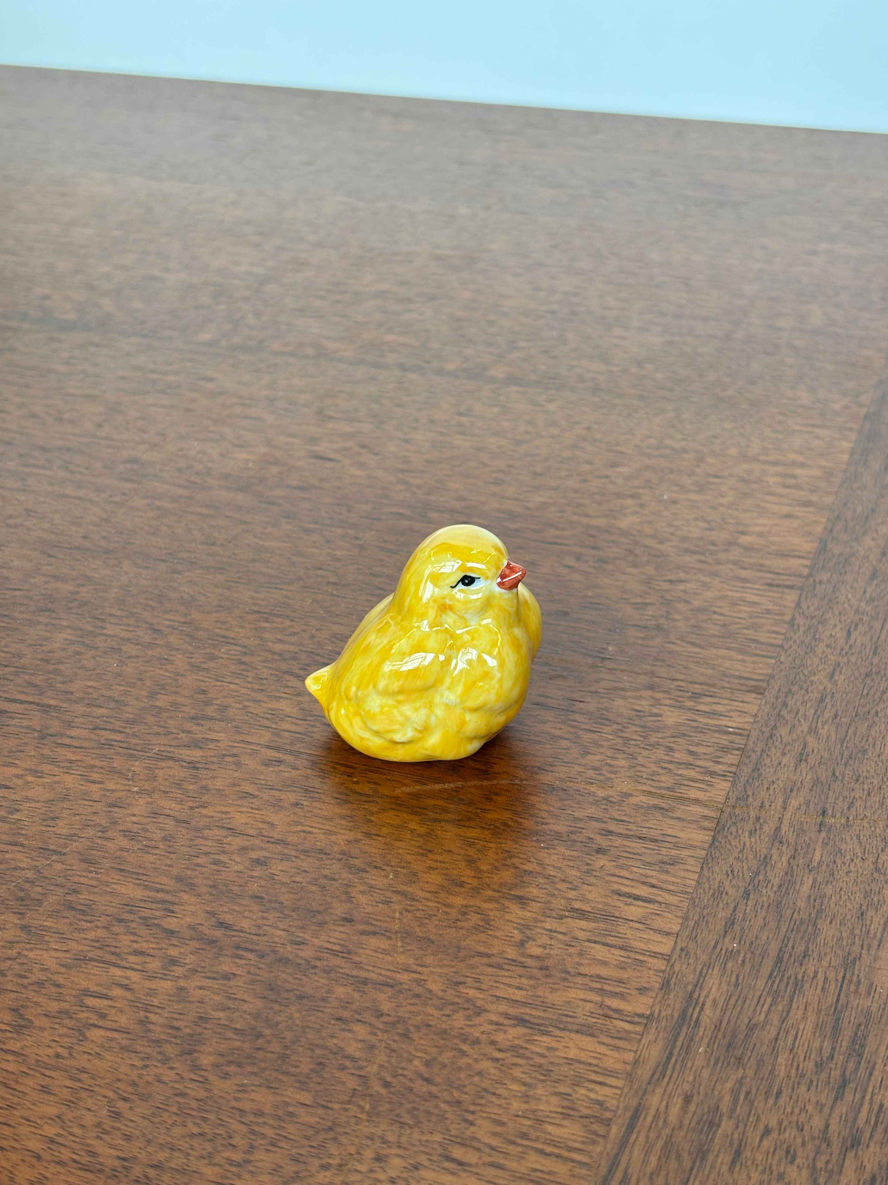 Vištelės mini figūrėlė