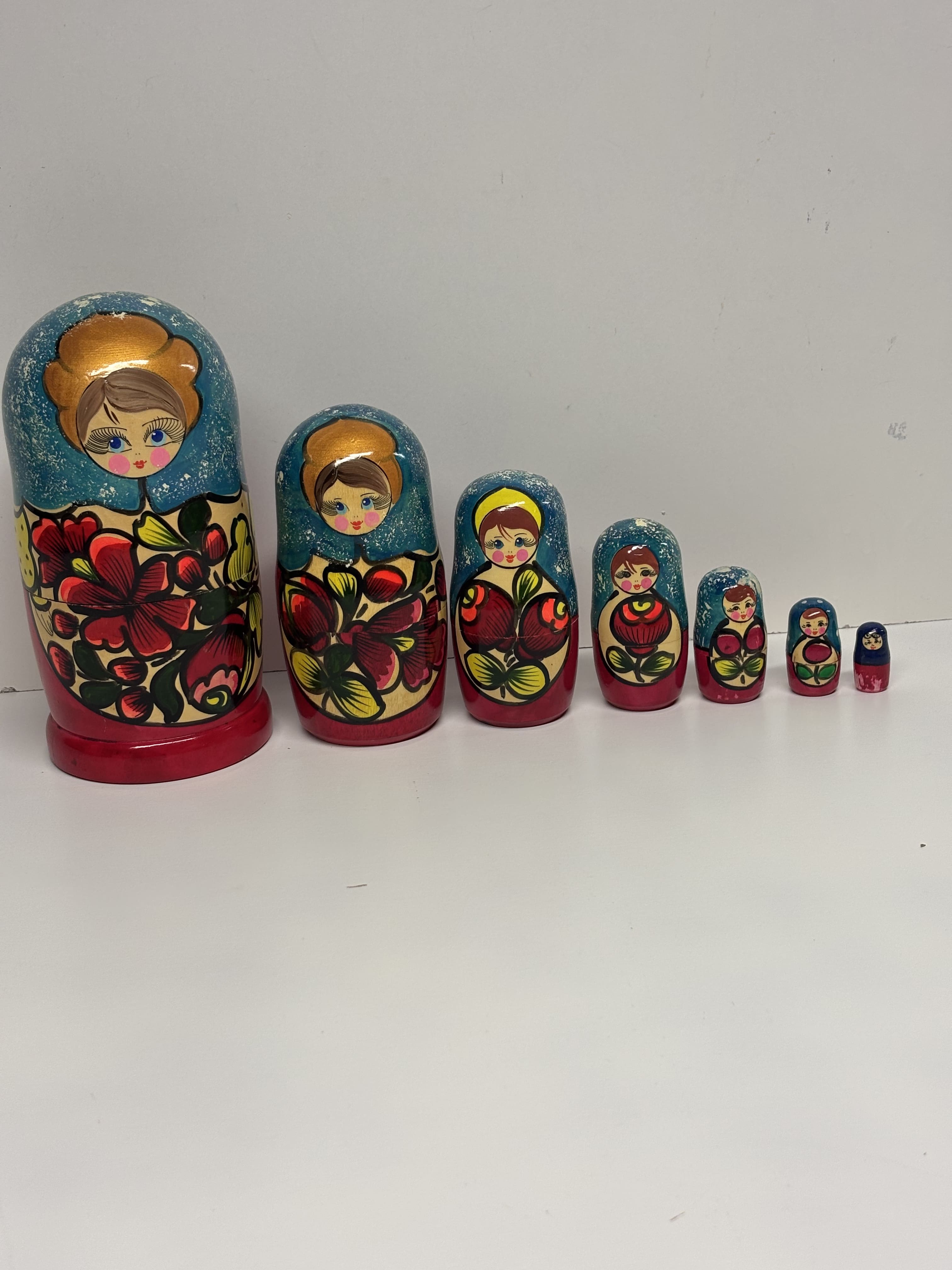 Matrioškų (medinių lėlių) rinkinys