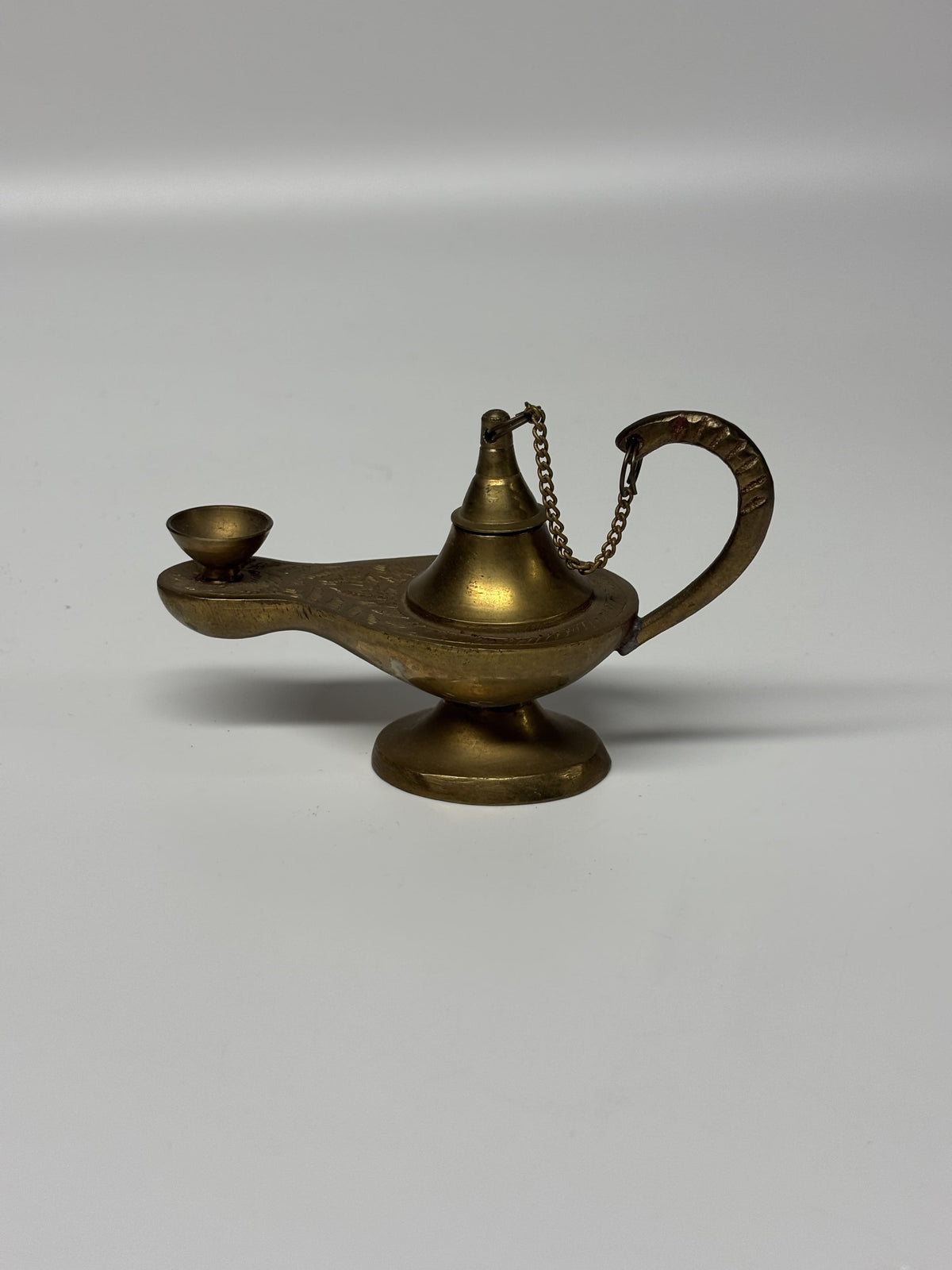 Žalvarinė Aladino stiliaus smilkalinė