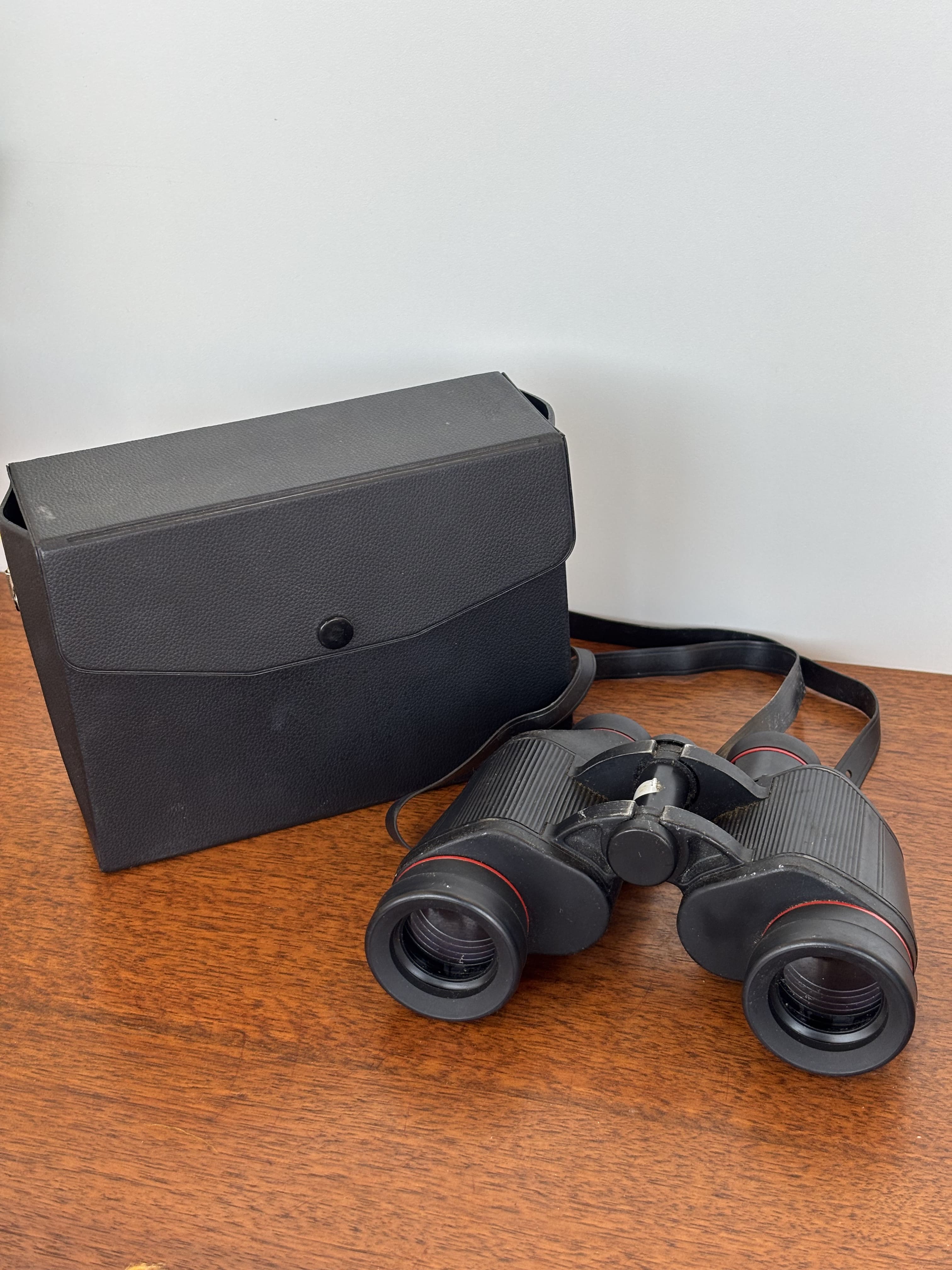 Žiūronai "Airer" (Made in Japan) su dėklu