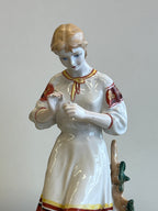 Porcelianinė statulėlė