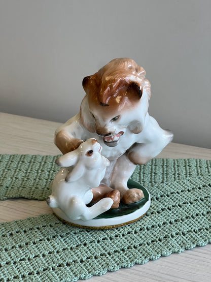 Vintažinė Lomonosovo porceliano figūrėlė „Liūtas ir zuikis“