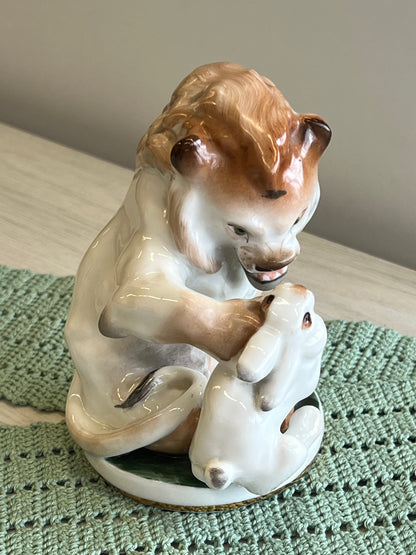 Vintažinė Lomonosovo porceliano figūrėlė „Liūtas ir zuikis“